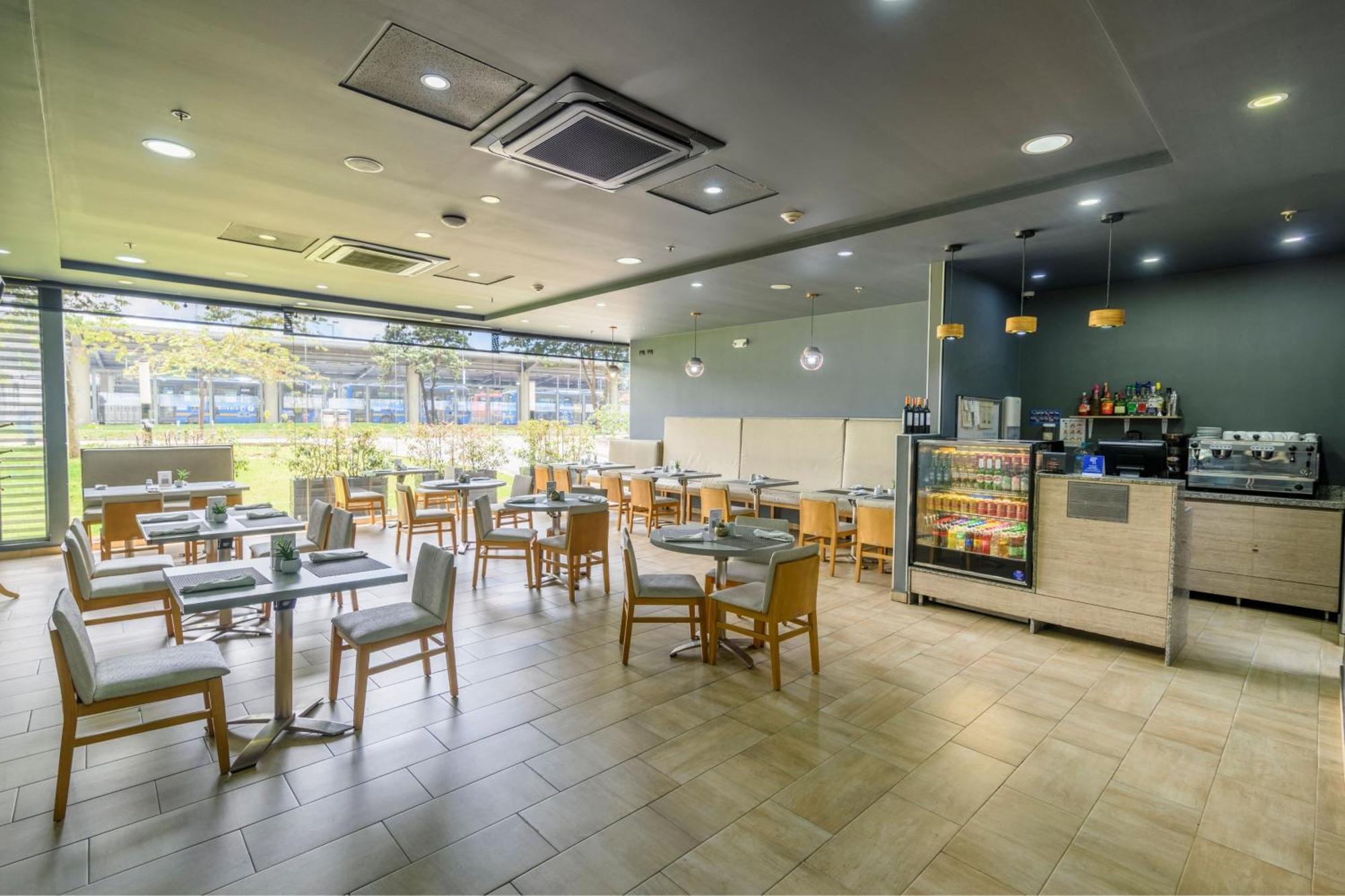 City Express Plus By Marriott Bogota Aeropuerto Ngoại thất bức ảnh
