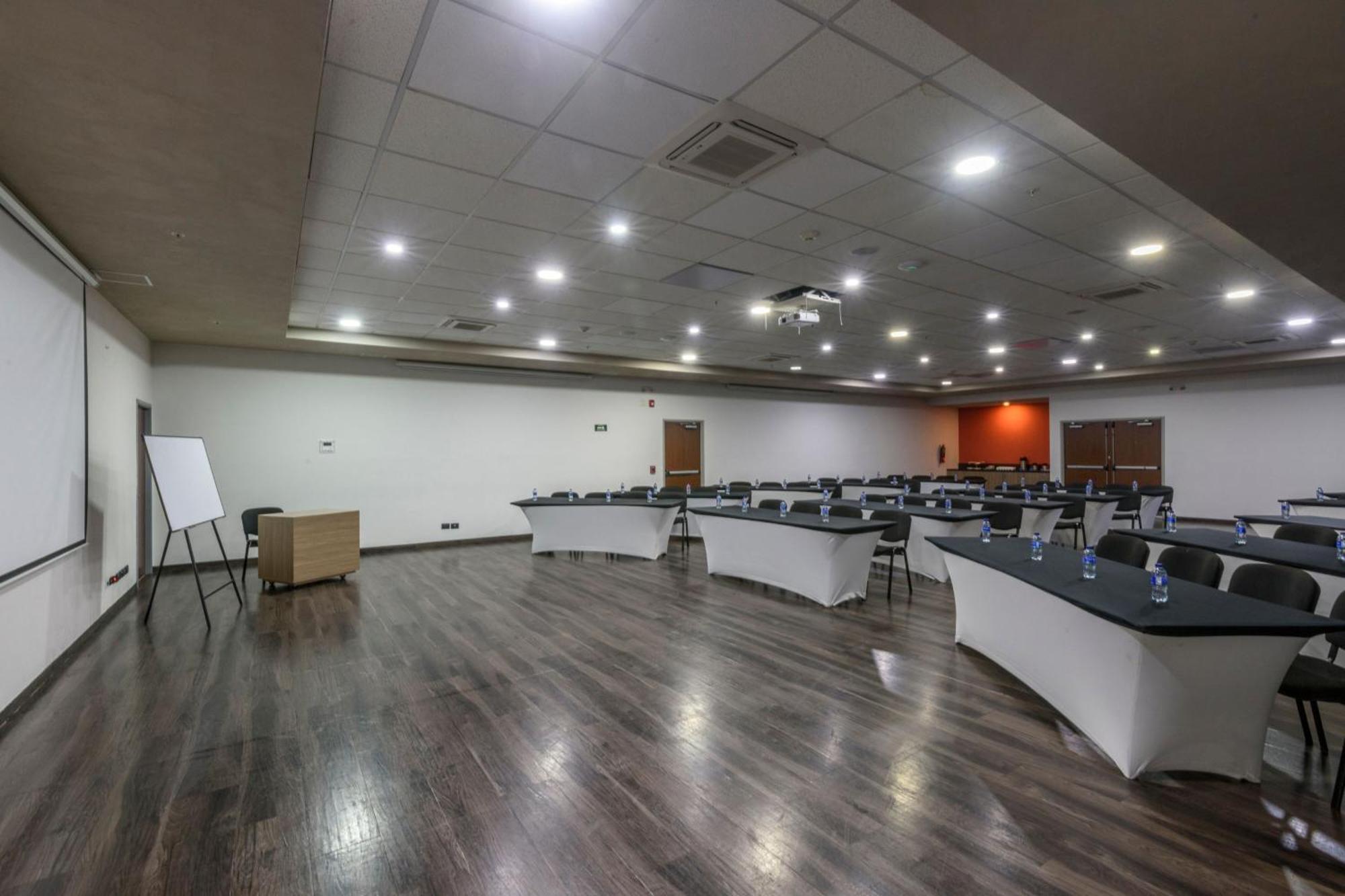 City Express Plus By Marriott Bogota Aeropuerto Ngoại thất bức ảnh